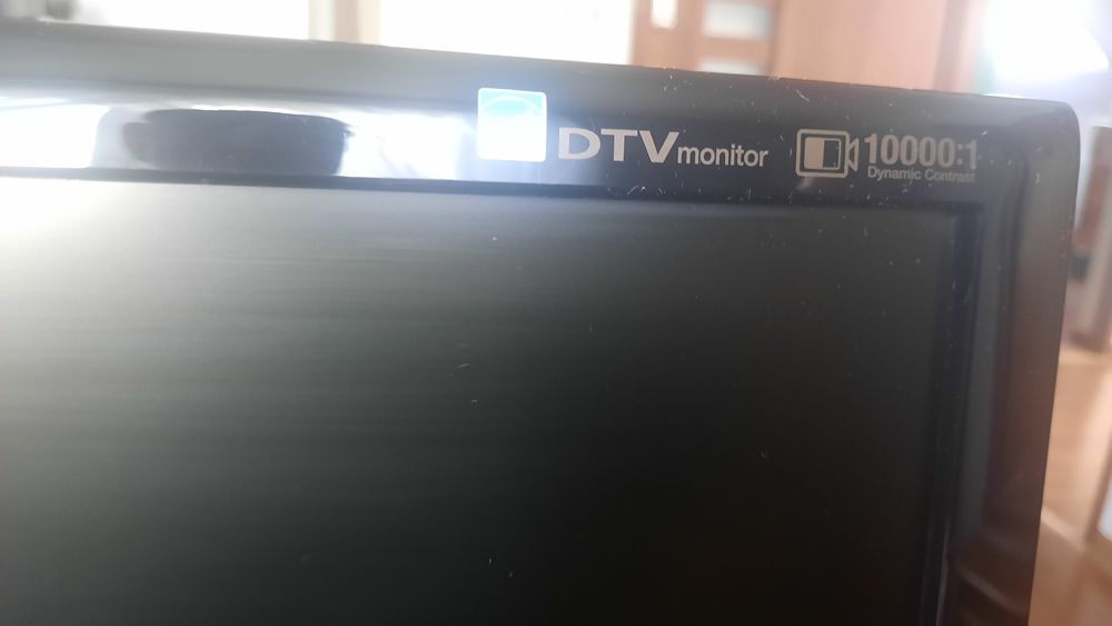 Monitor LCD Samsung Syncmaster 2333HD 23