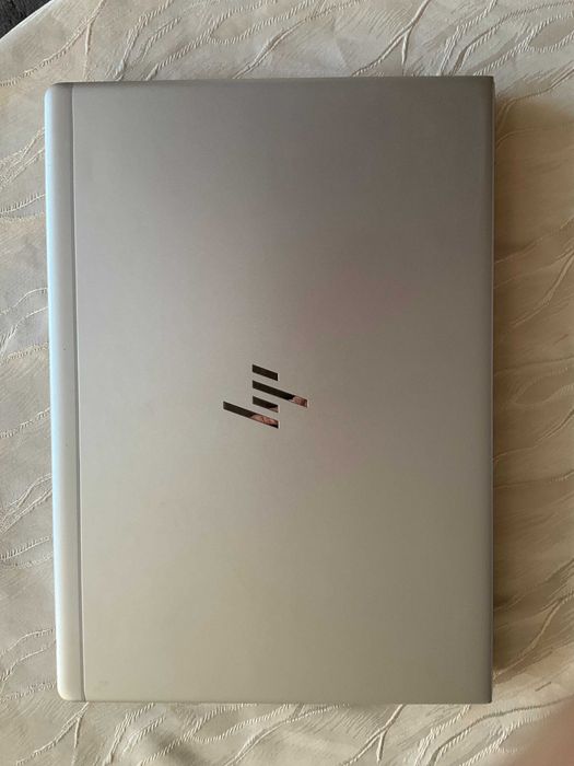 Laptop HP EliteBook 840 G5 8 GB RAM,  256GB SSD, Windows 11 Pro.