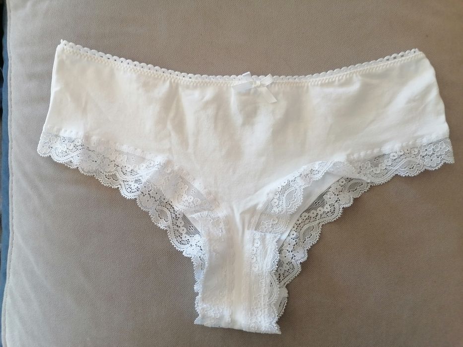 Figi /majtki damskie, rozmiar M 40/42, białe, nowe