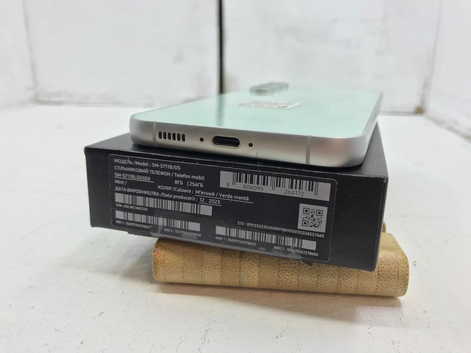 Samsung Galaxy S23 FE 8/256GB | Ідеальний стан | Повний комплект | Чек