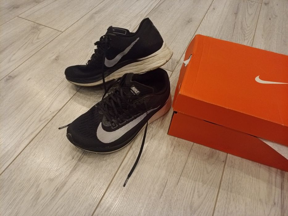 Buty do biegania Nike Zoom Fly 2 rozm.40,wiosenne,na wiosnę