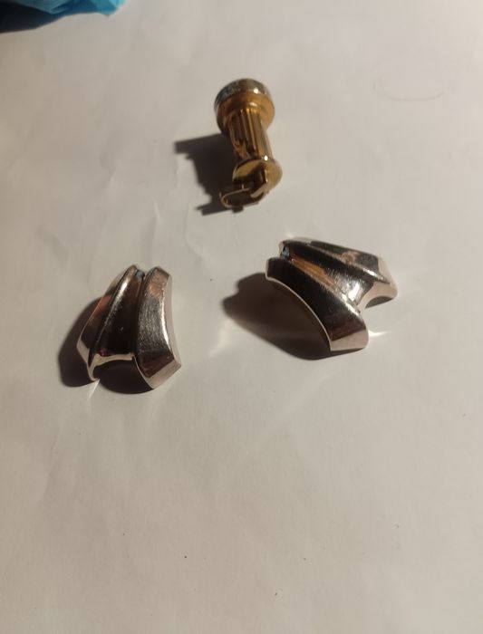 Par de brincos e pendente de oferta