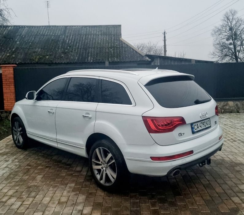 Ауді ку7 13рік .