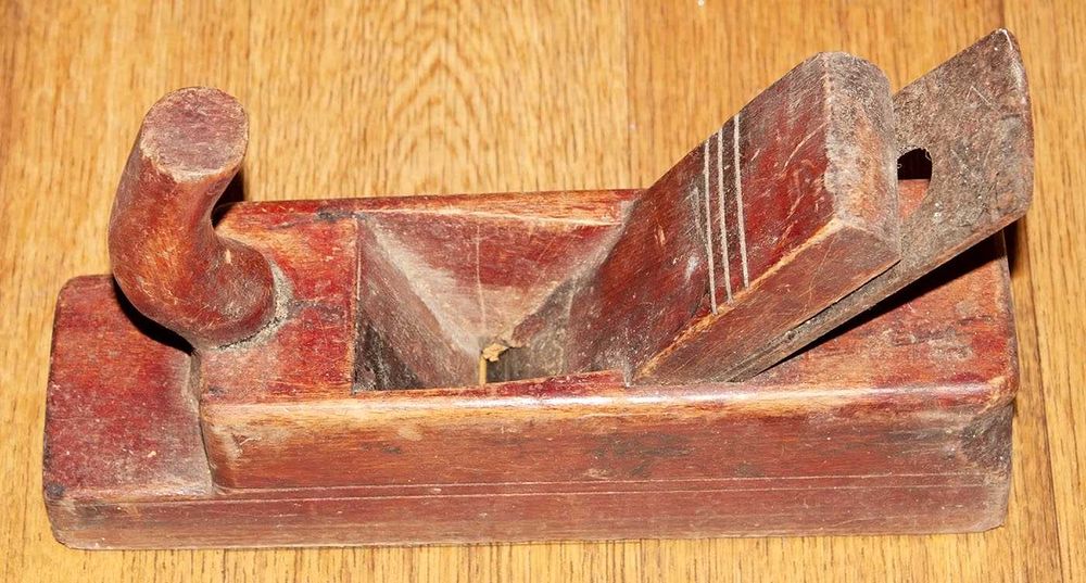 Разные старые инструменты