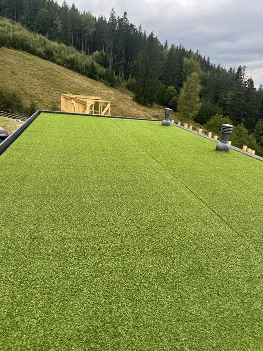 Деревʼяні будинки з брусу та каркасні під ключ