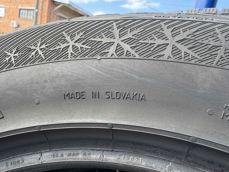 Зимові шини BARUM 235/65 R17