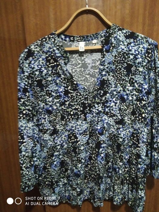 Блузка женская в идеальном состоянии