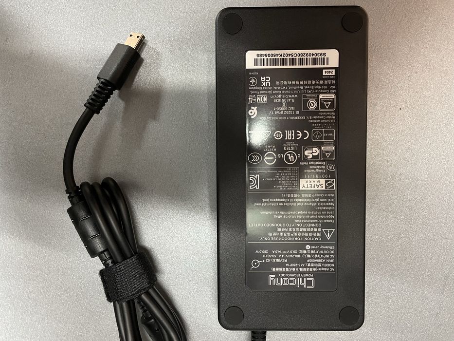 Зарядні пристрої до ноутбуків Asus/Acer/Razer/Lenovo/Del/Msi 200-330w