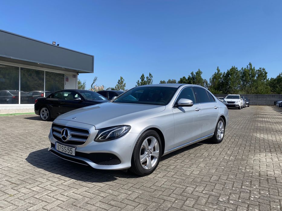 Mercedes-Benz E220d - 90 mil kms - Nacional