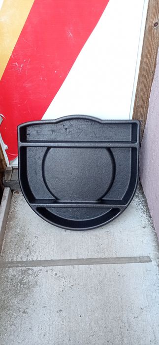 Органайзер для Пежо під запаску(костиль)