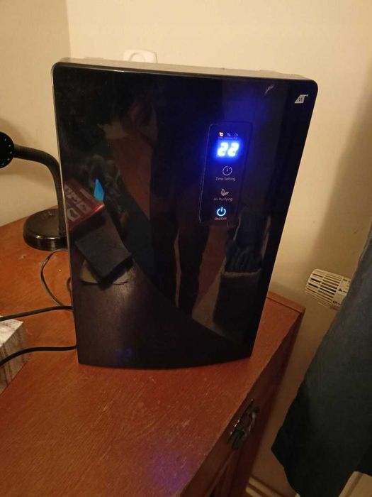 NOWY Oczyszczacz Osuszacz Powietrza Wilgoci Do Domu Ultra Wydajny