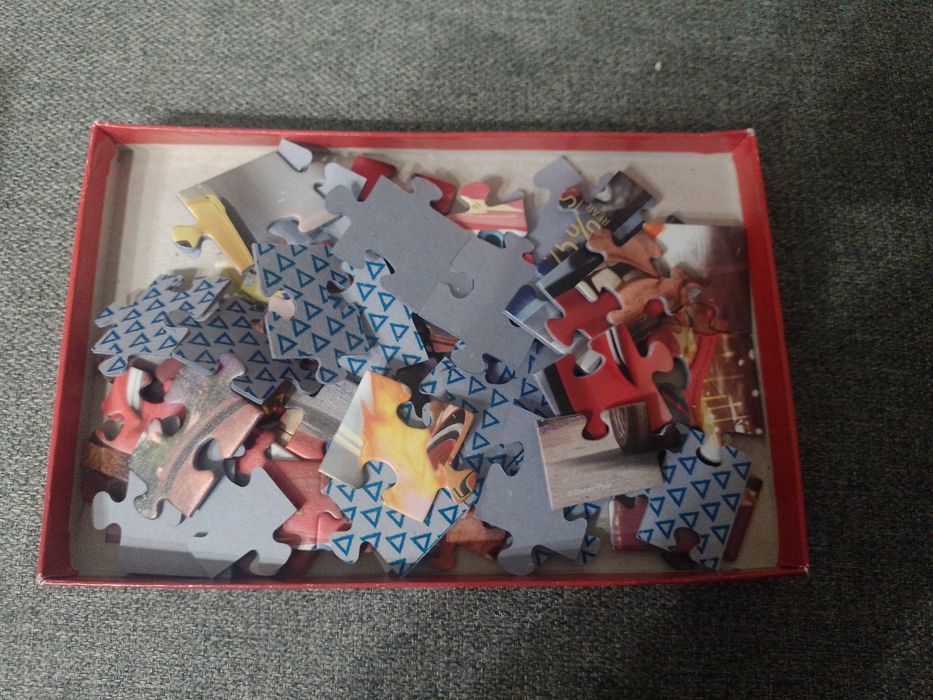 Puzzle Disney Cars Auta Trefl 24 i 30 elementów - KOMPLET