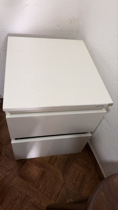 Comoda com 2 gavetas IKEA
