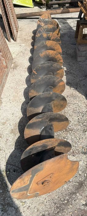 Ślimak dolny zbiornika New Holland CX 6.80, inne