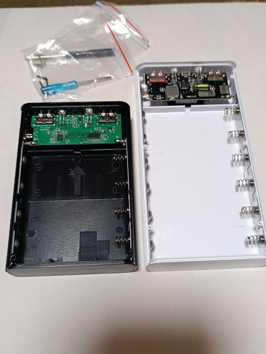 Повербанк корпус на 2,4,6 батареи 21700 PD-быстрая зарядка.