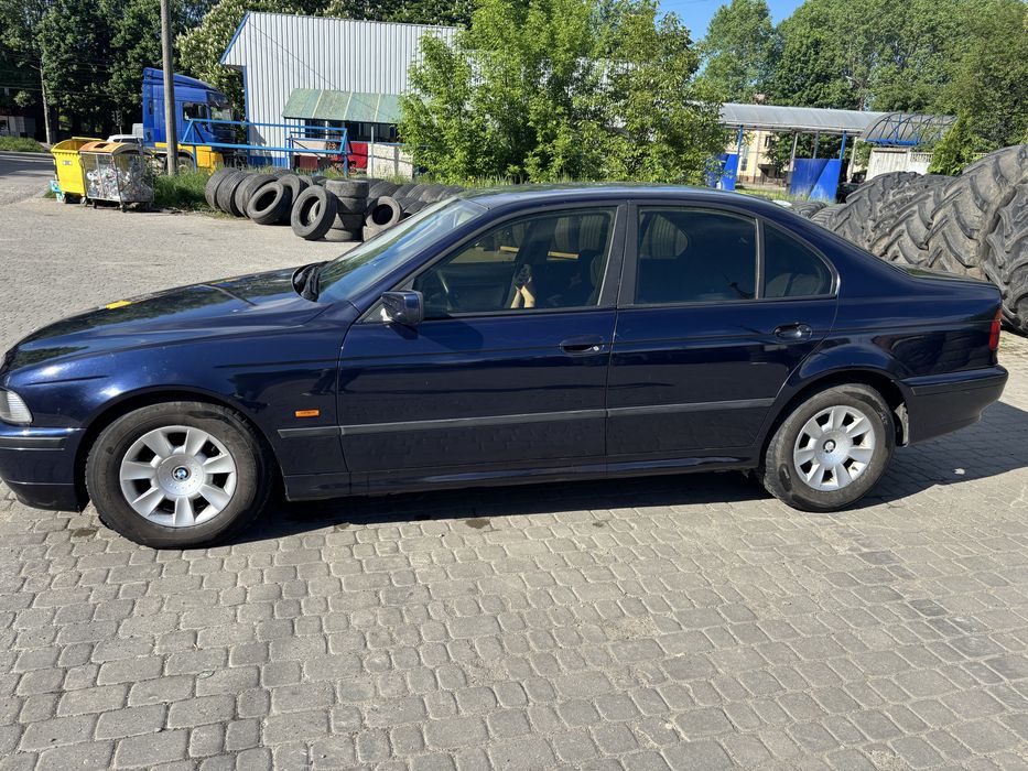 Продам бмв є 39