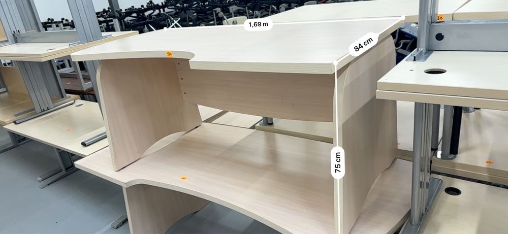 Biurka 180 cm  i 160 cm ostatnie dwie szt