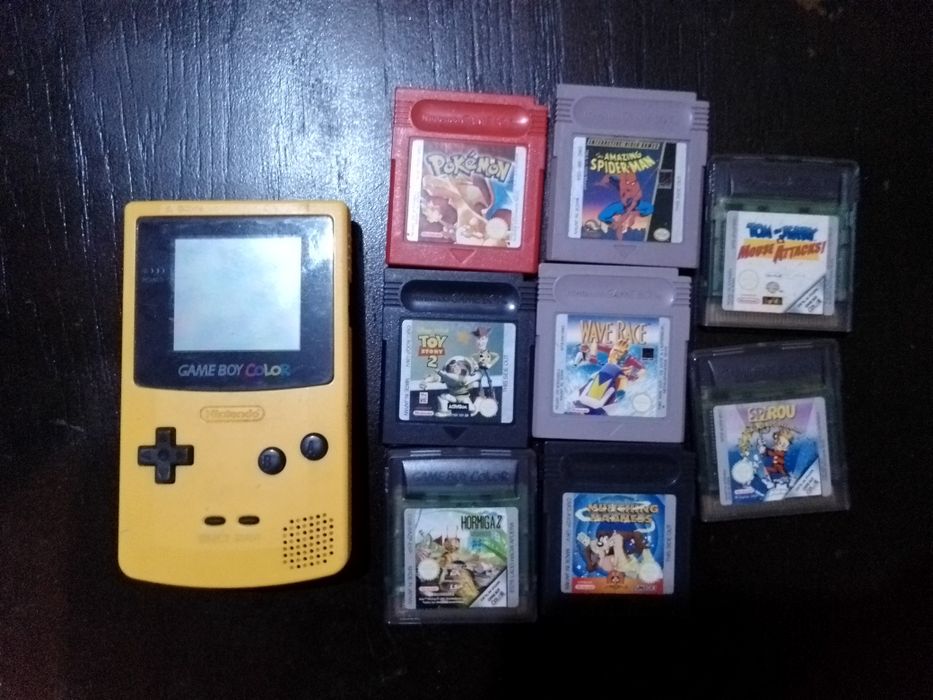 Gameboy color amarelo + Jogos