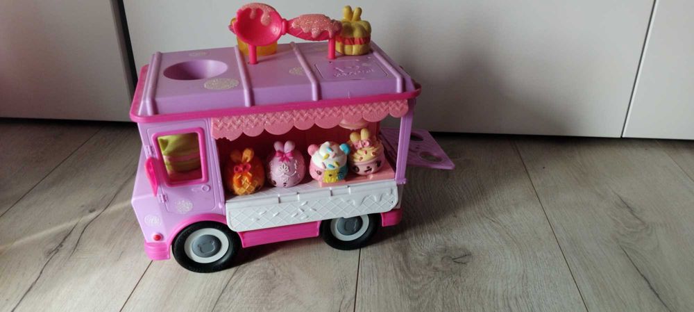 Zestaw Num Noms autobus do produkcji błyszczyków