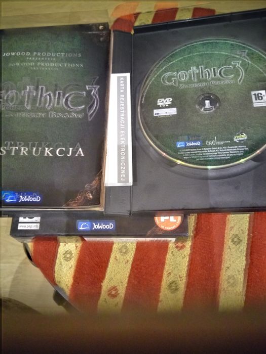3 gry na pc . Używane