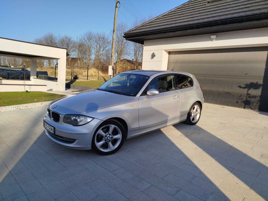 BMW Seria 1   116d.   2009 • Zadbana • Diesel • OC do końca 2026• 2 komplety kół