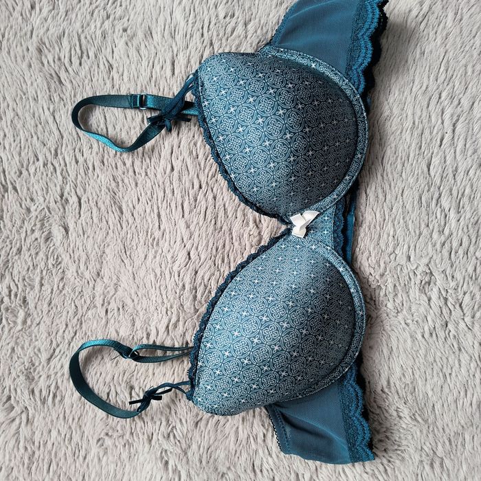Biustonosz M&S morski