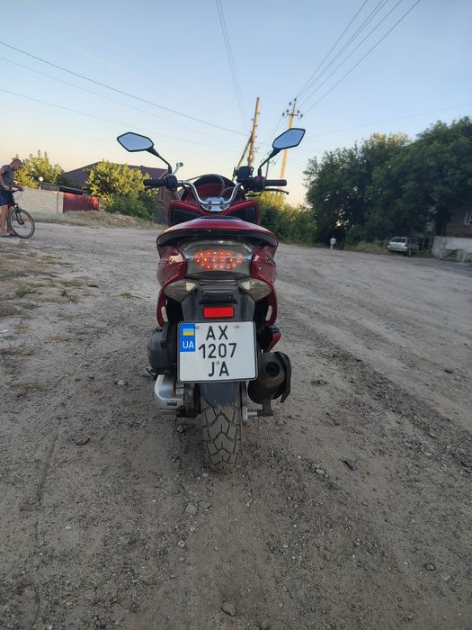 Скутер Bashan 150 pcx