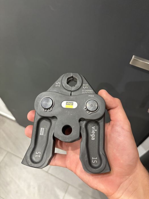 Szczęki zaciskowe Viega 15 mm do zaciskarki