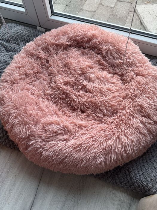 Pluszowe posłanie dla psa 70cm