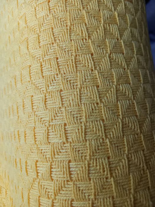 Manta amarelo kinda home sem uso.