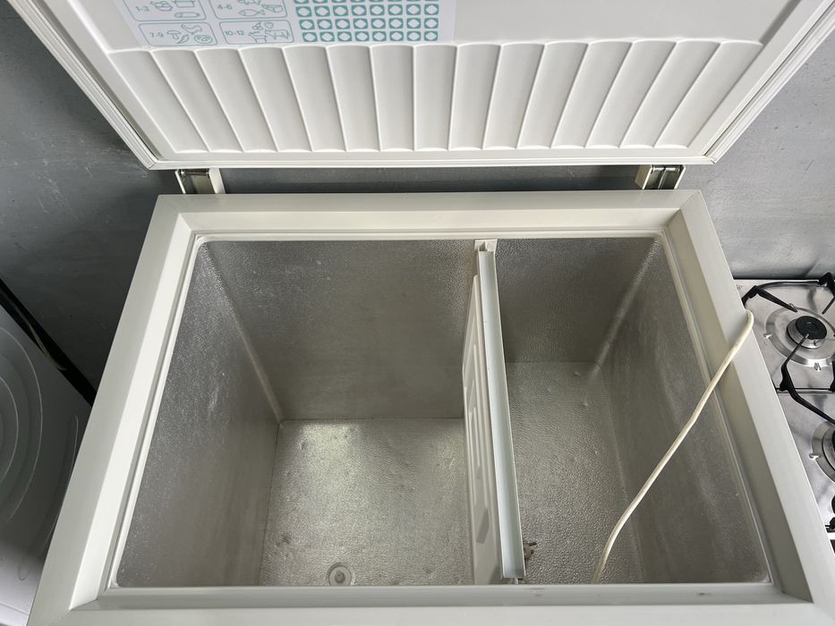 Морозилка LIEBHERR ,морозильна камера , горизонтальной загрузки 250 л