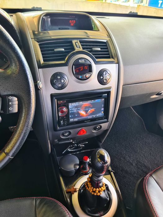 Renaul Megane 2 1.9dci (150cv com repro) 2004