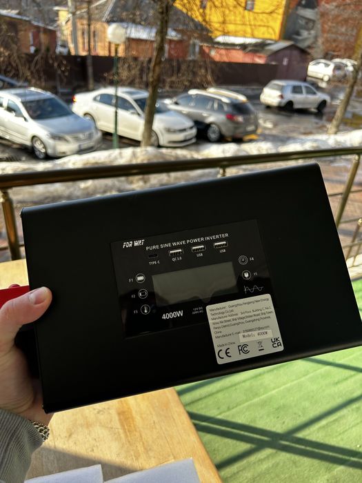 Інвертор напруги Datouboss 12B на 220В потужністю 4кв