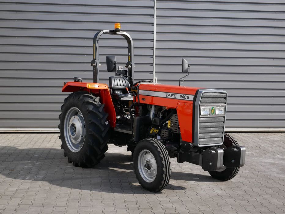 TAFE 240S [2026r.] 8x2 SADOWNIK | NOWOŚĆ!  Taki sam jak Ursus 3512, 2818, 235, Massey Ferguson 255 | Kredyt od 0%