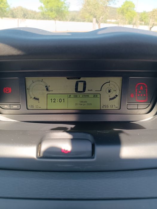 Citroën Grand C4 Picasso 1.6 HDi (7 Lugares)