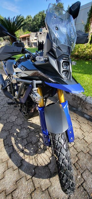Vendo suzuki v-strom 800de