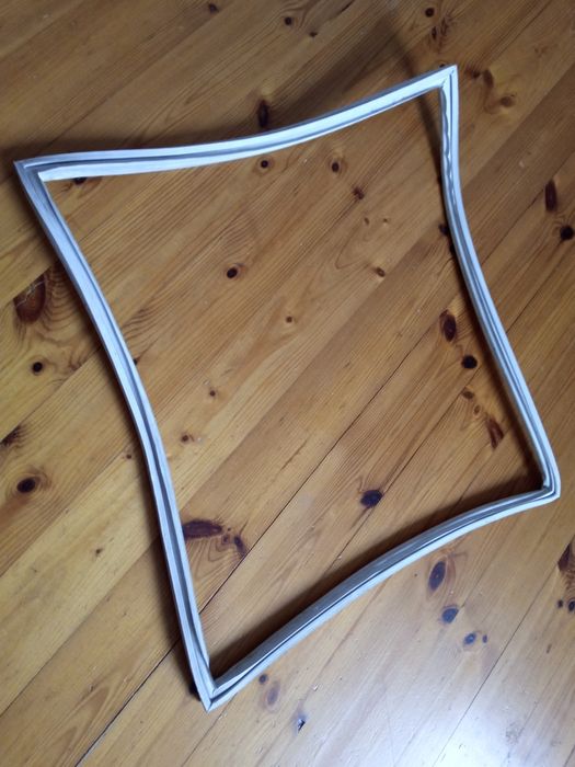 Uszczelka magnetyczna drzwi zamrażarki Polar