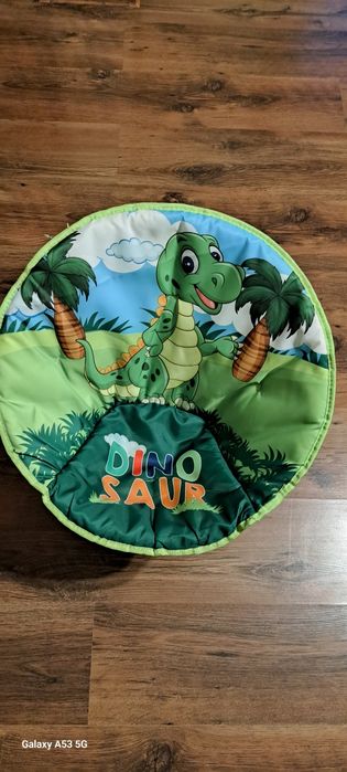 Fotel dla dziecka prześliczny NOWY