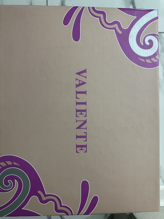 Високі стильні чоботи