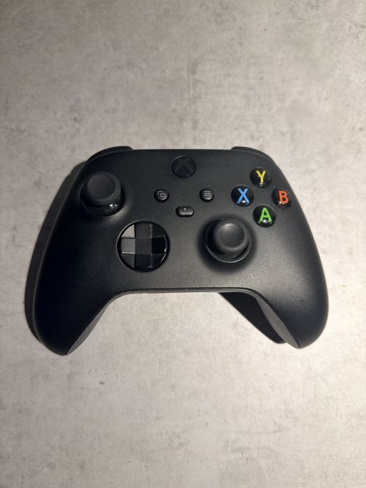 Геймпад Xbox чорний колір