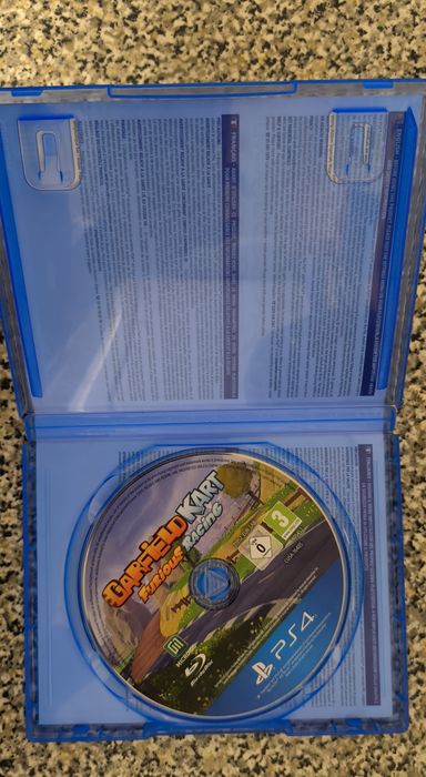 Garfield kart furious racing PlayStation 4