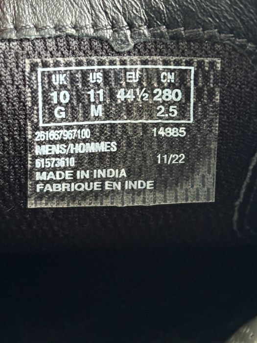 Чорні Чоловічі Замшеві Мокасини Clarks Court Lite Wally Black Size 44 Розмір Туфлі Топсайдери Мешти Класичний Дизайн Із Комфортом Кросівок Оригінал
