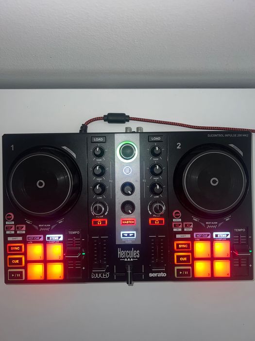 Controladora DDJ impulse 200