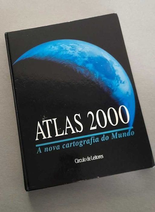 Livro 'Atlas 2000 - A Nova Cartografia do Mundo'