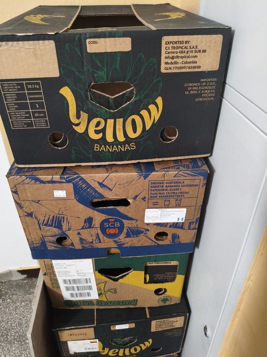 Kartony po bananach
