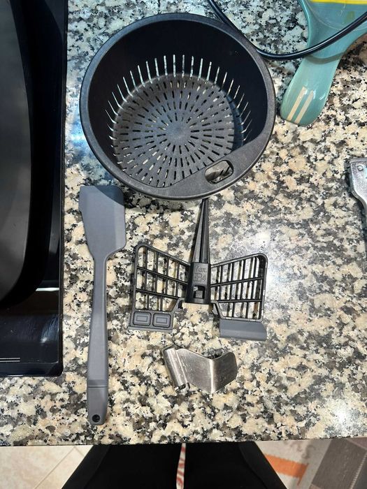 Robot de Cozinha Mambo Touch com dois copos