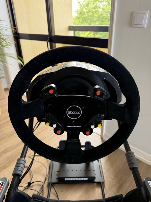 Simulador Thrustmaster T300