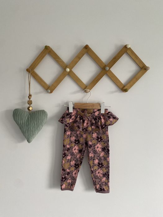 Legginsy krymmel 74/80 liliowo różowo musztardowe kwiaty jak newbie