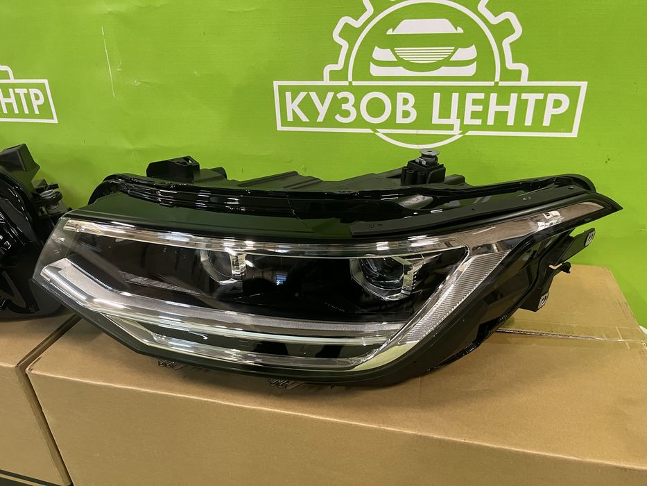 Фари Volkswagen Tiguan 2 2020-2023 з блоками ліва права тігуан фары