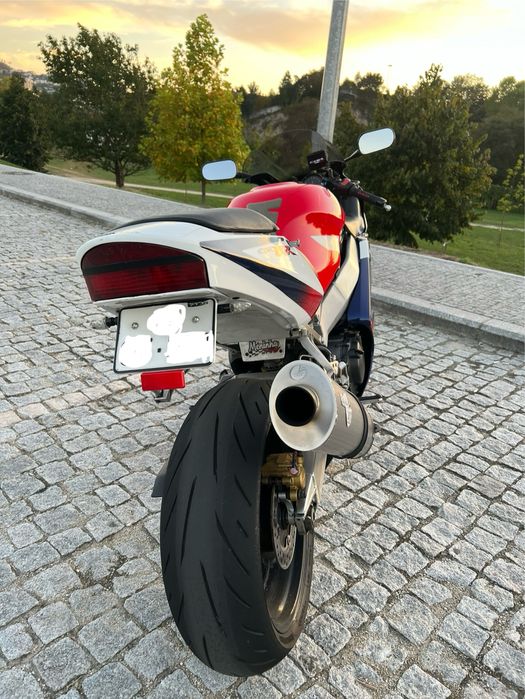 Honda cbr 929rr fireblade